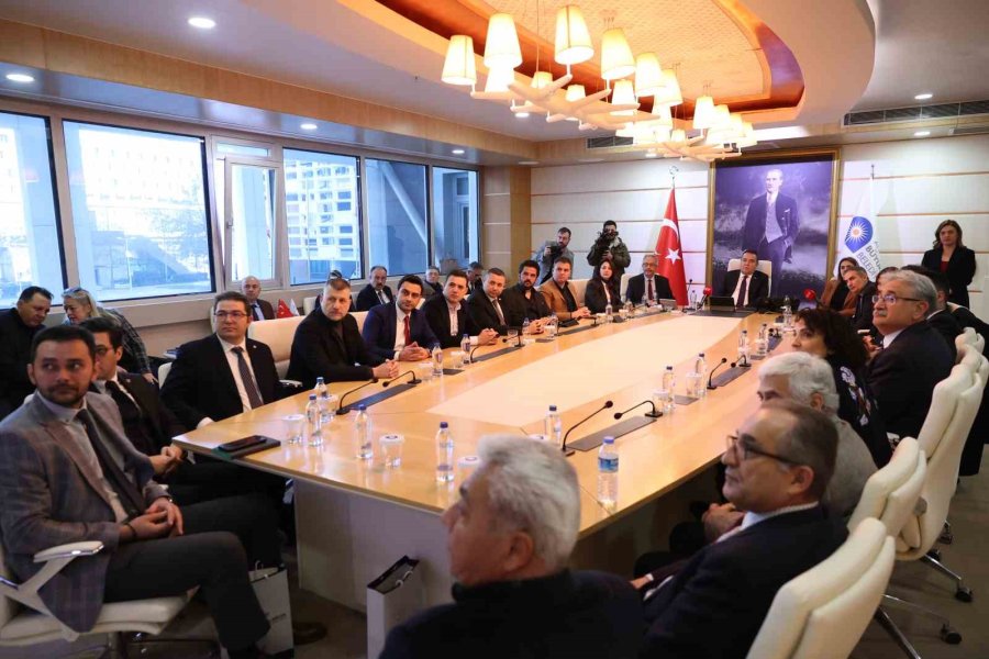 Başkan Böcek: ‘şehrimizi Ortak Akılla Yönetiyoruz’