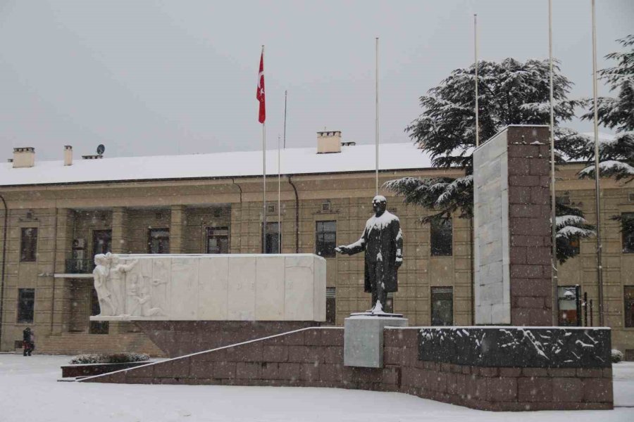 Eskişehir’in Kar Hasreti Son Buldu