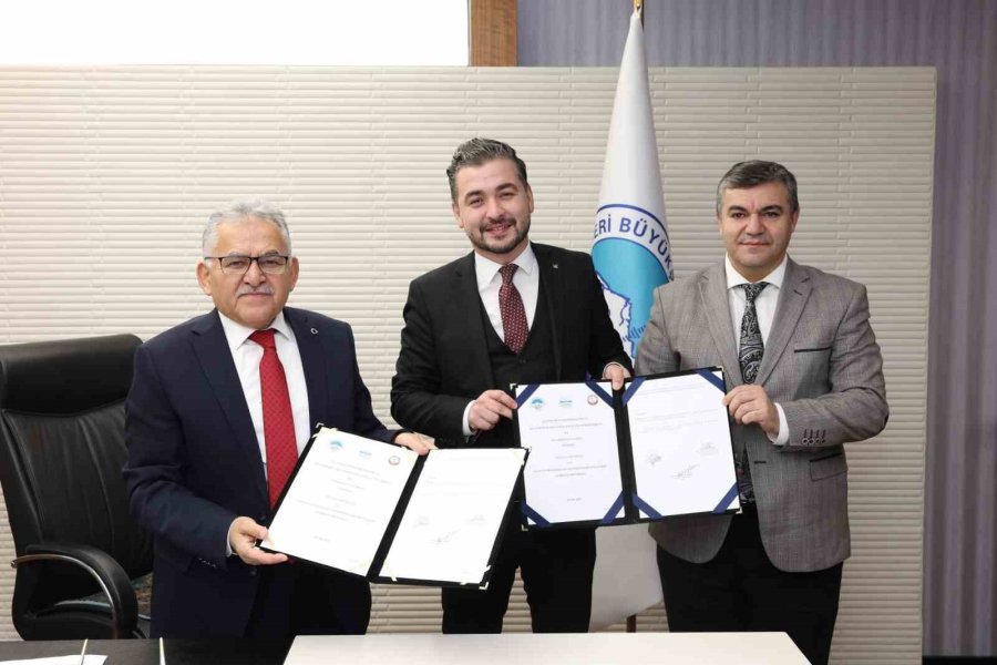 ’eczacı Asistanlığı’ Kursu Başlıyor