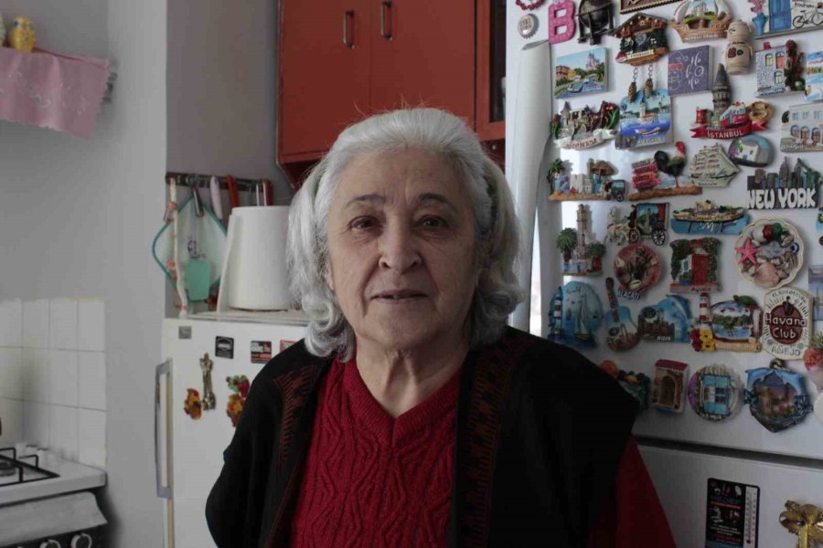 Magnet Koleksiyonuyla Görenleri Şaşırtıyor