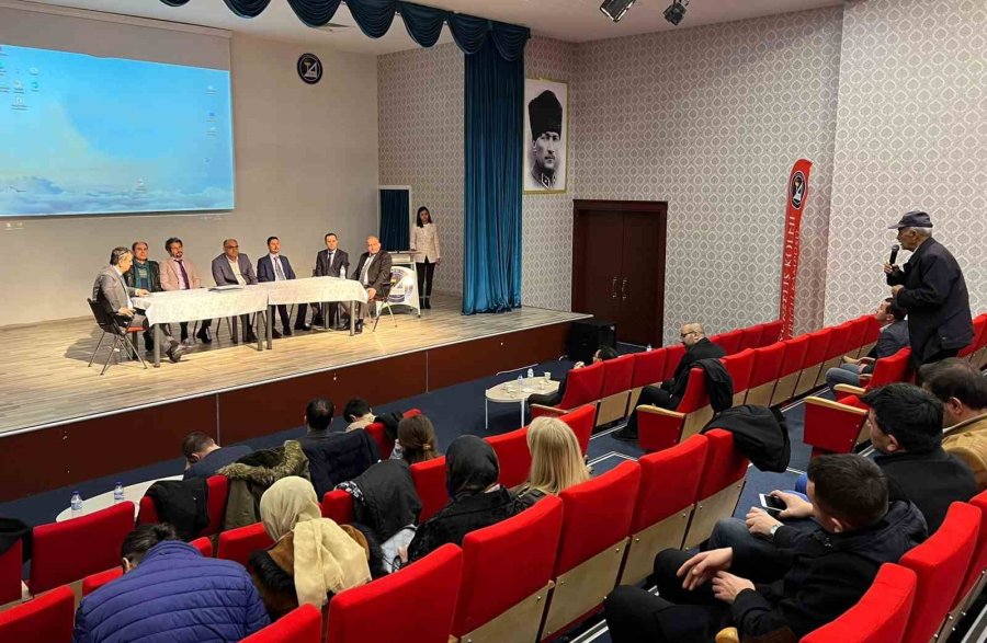 Neü’de “kuraklık Ve Bitkisel Üretimde Alternatif Yönelimler” Paneli Yapıldı