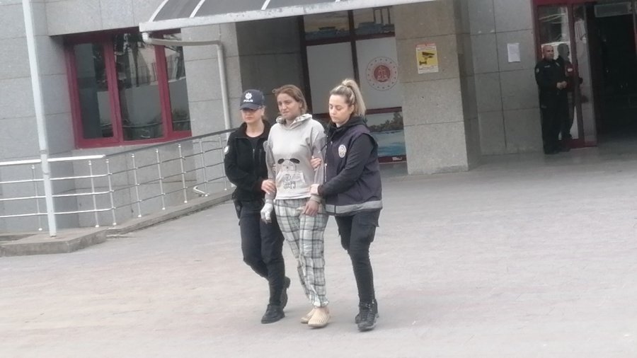 Oturduğu Evi Yakan Kiracı Kadın Tutuklandı