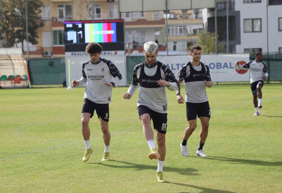 Alanyaspor, İstanbulspor Maçı Hazırlıklarını Tamamladı