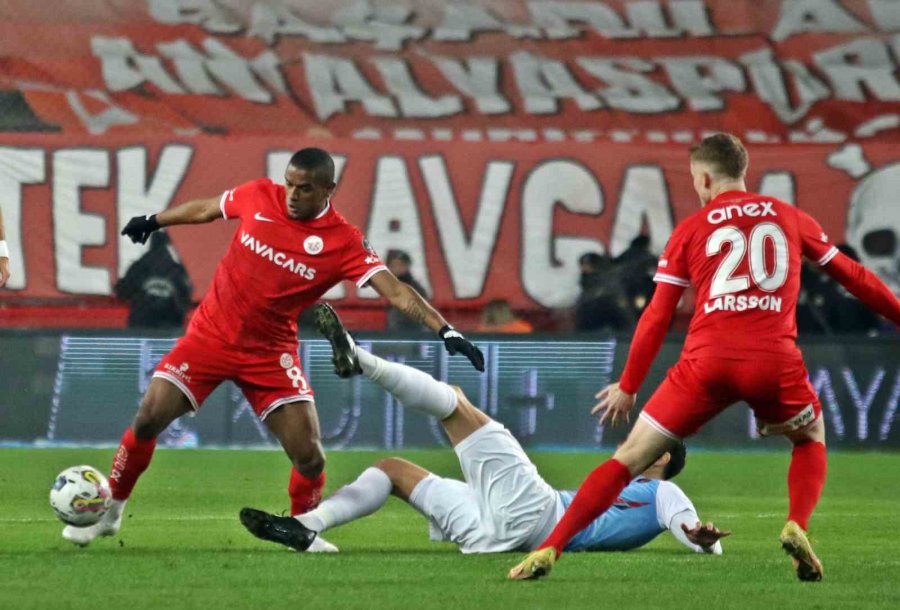 Spor Toto Süper Lig: Fta Antalyaspor: 1 - Gaziantep Fk: 0 (ilk Yarı)