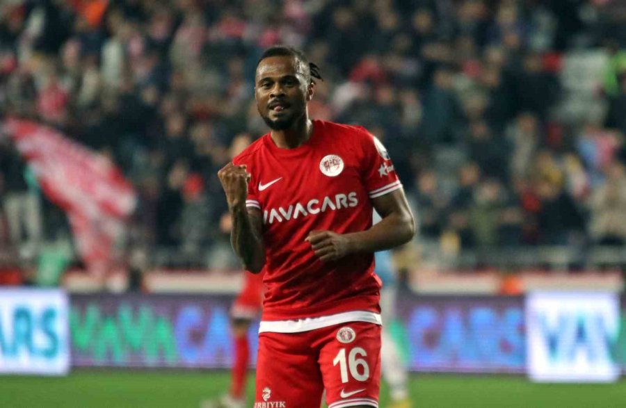 Spor Toto Süper Lig: Fta Antalyaspor: 1 - Gaziantep Fk: 0 (ilk Yarı)