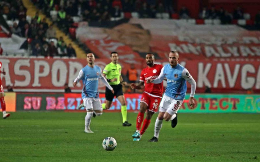 Spor Toto Süper Lig: Fta Antalyaspor: 1 - Gaziantep Fk: 0 (ilk Yarı)