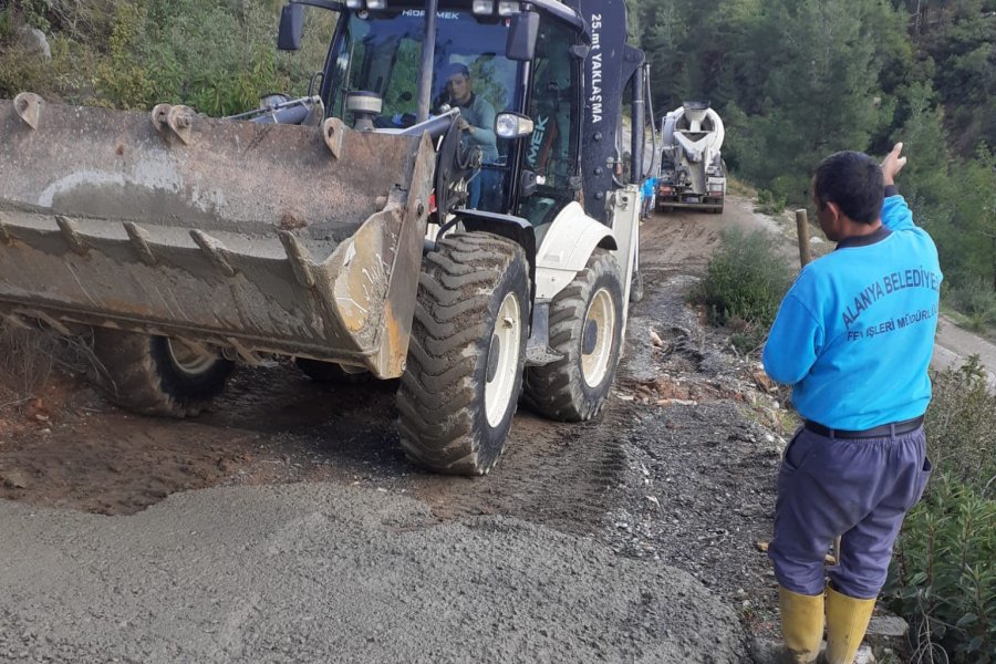 Engelli Rampası Yapılan Vatandaşın Yüzü Güldü