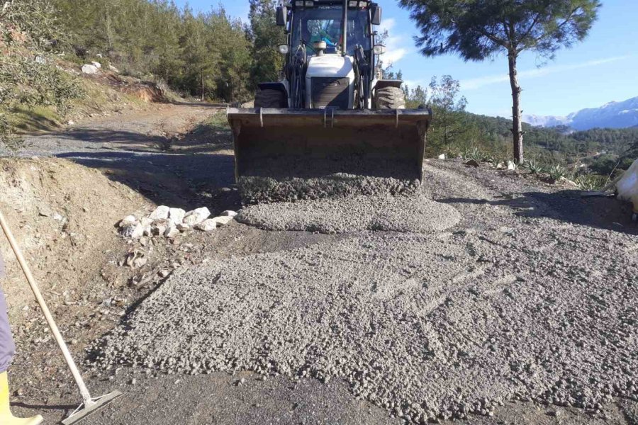 Engelli Rampası Yapılan Vatandaşın Yüzü Güldü