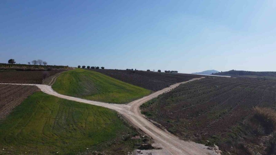 Tarsus’ta Çiftçilerin 50 Yıllık Yol Çilesi Sona Eriyor