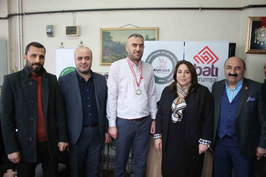 Konya Yunak Kurtuşağı Derneği’nde Bilardo Heyecanı