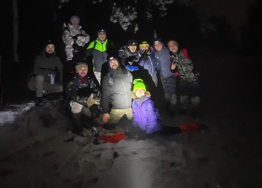 Karlı Arazide Doğa Yürüyüşü