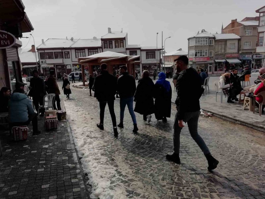 Sucuk Festivali Çevre Esnafının İşini Arttırdı