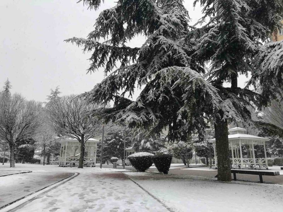 Konya’da Kar Yağışı Yeniden Başladı