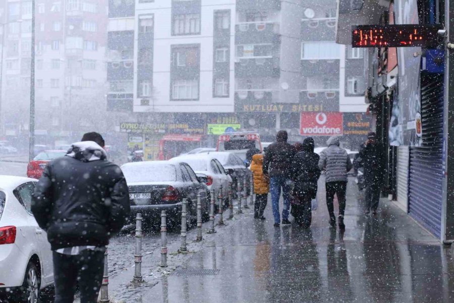 Konya’da Kar Yağışı Yeniden Başladı