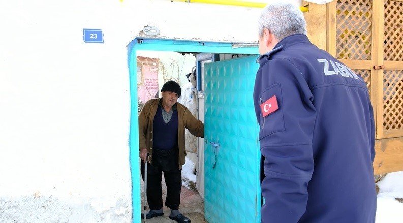 Festivale Katılamayan Yaşlılara Sivrihisar Belediyesi’nden Anlamlı Hareket