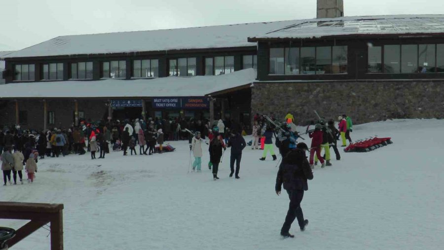 Erciyes Sömestirde Beklentilerin Üzerine Çıktı