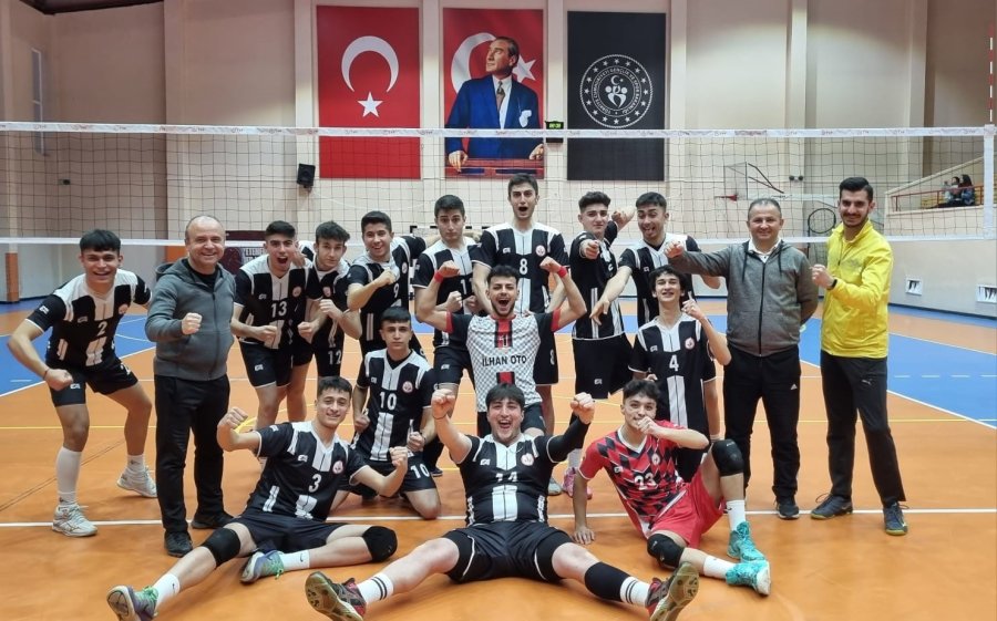 Erkekler 2. Lig 4. Grup: Pınarbaşı Belediyespor: 0- Hürriyet Mtal:3