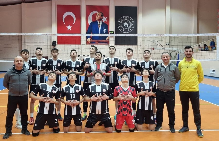 Erkekler 2. Lig 4. Grup: Pınarbaşı Belediyespor: 0- Hürriyet Mtal:3