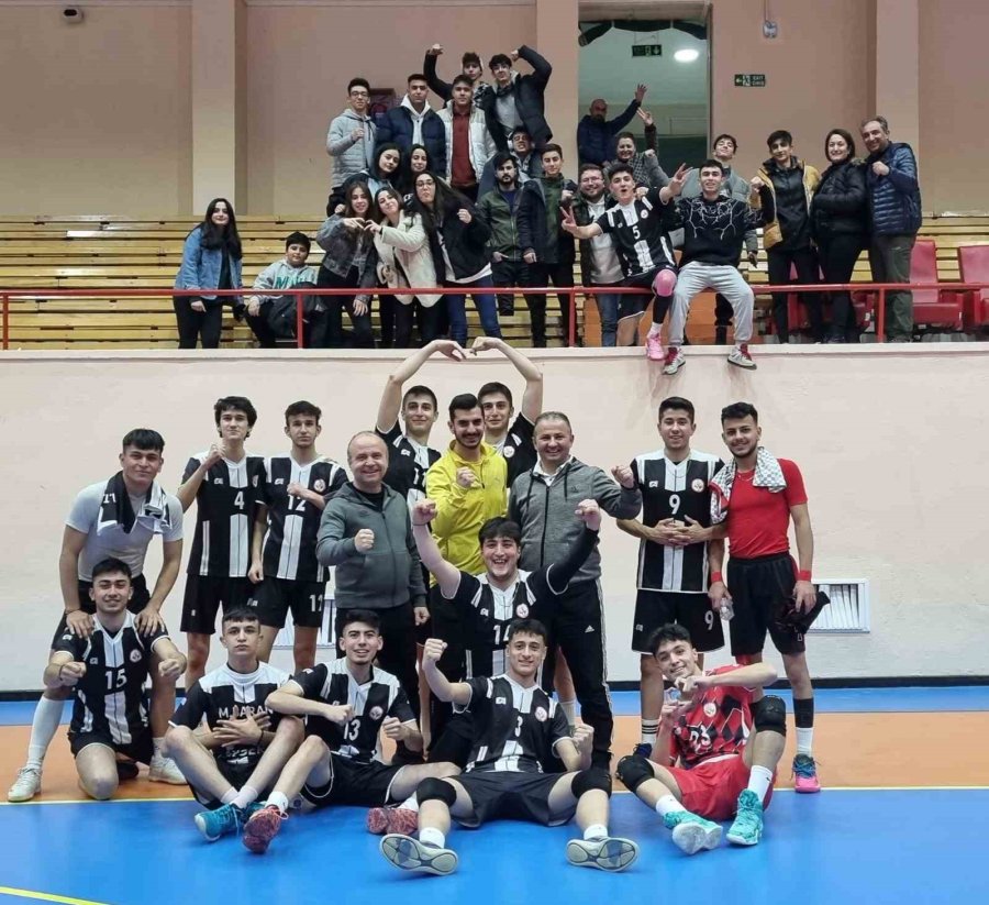 Erkekler 2. Lig 4. Grup: Pınarbaşı Belediyespor: 0- Hürriyet Mtal:3