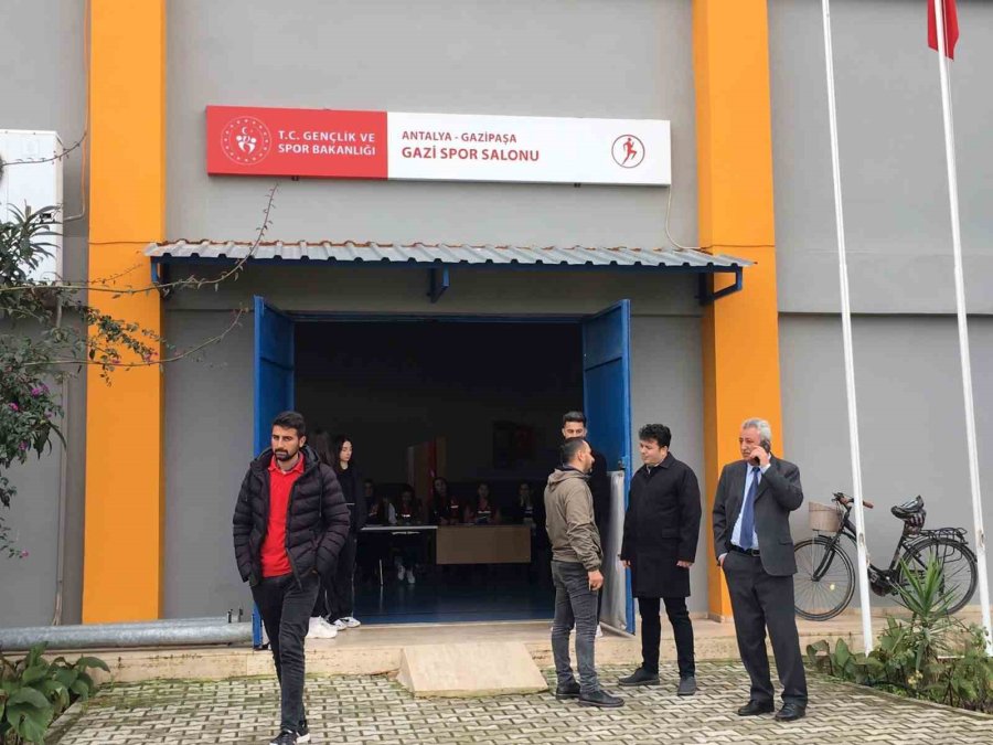 Gazipaşa’da Depremzedeler İçin Yardım Kampanyası