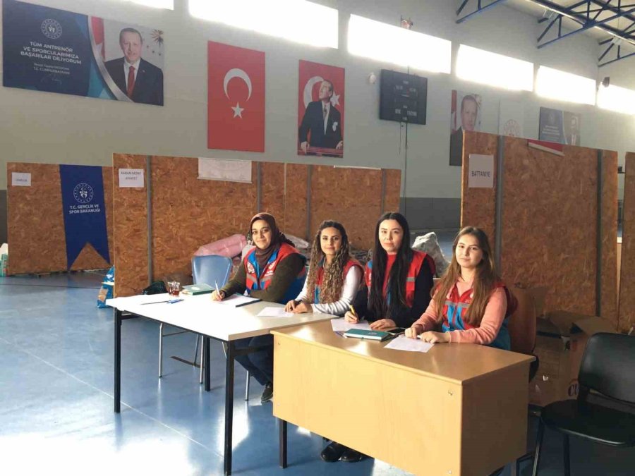 Gazipaşa’da Depremzedeler İçin Yardım Kampanyası