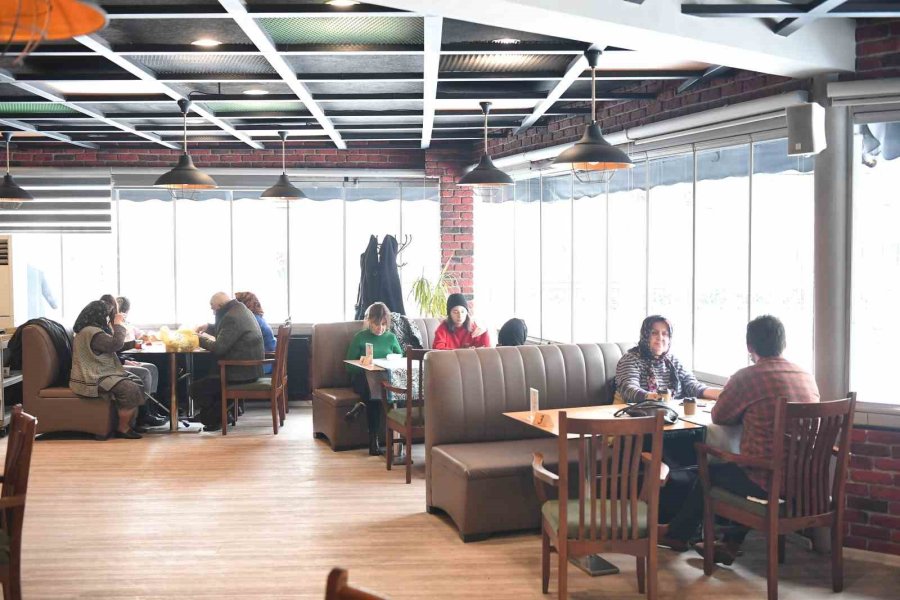 Büyükşehir, Tüm Salonları Ve Tesisleri Vatandaşlar İçin Açtı