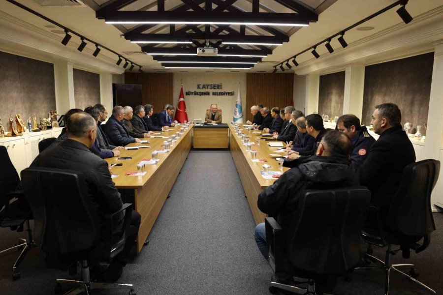 Başkan Büyükkılıç’tan ‘yardım Koordinasyon Toplantısı’