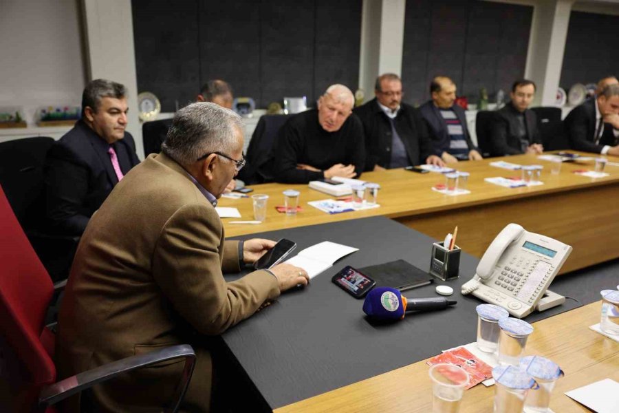 Başkan Büyükkılıç’tan ‘yardım Koordinasyon Toplantısı’