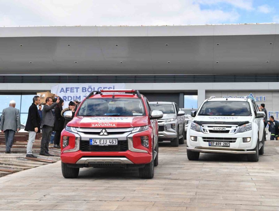 Konyaaltı’ndan Deprem Bölgesine Yardım