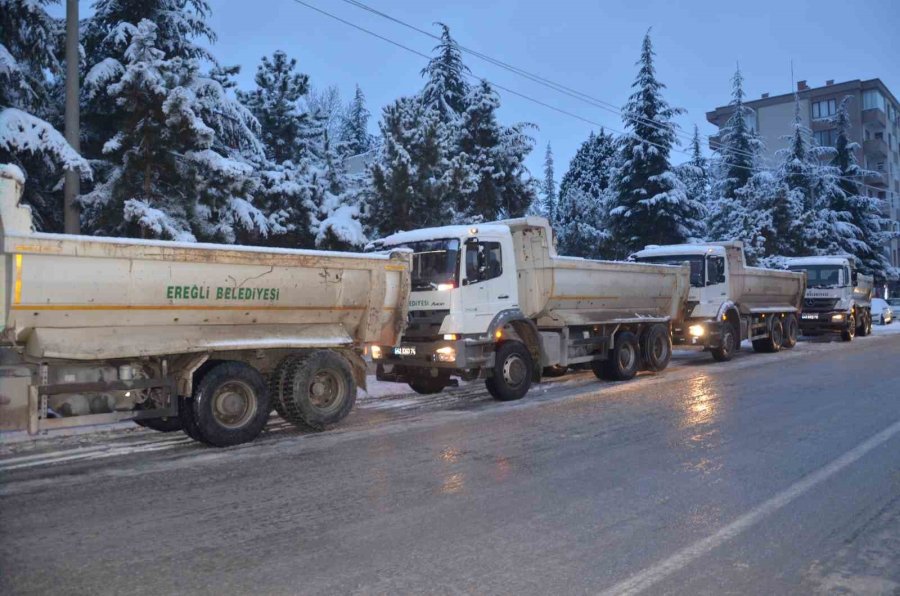 Ereğli Belediyesinden Deprem Bölgesine Yardım