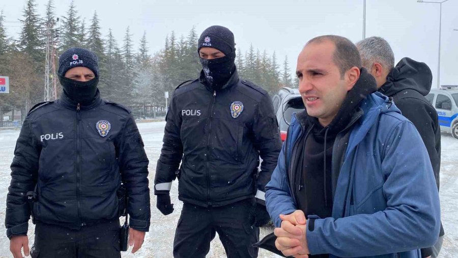 Konya-kulu Karayolu Trafiğe Kapatıldı