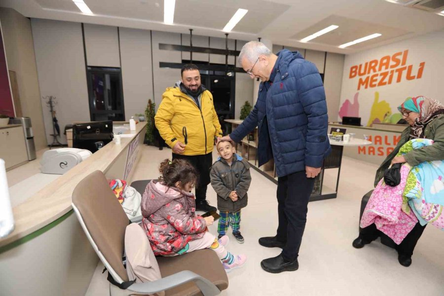 Mezitli Belediyesi, Depremin Hemen Ardından Teyakkuza Geçti