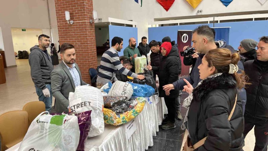 Anadolu Üniversitesi Depremzedeler İçin Yardım Kampanyası Başlattı