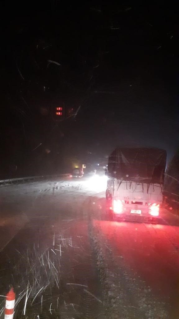 Antalya-konya Karayolu Tırların Geçişine Tekrar Kapatıldı