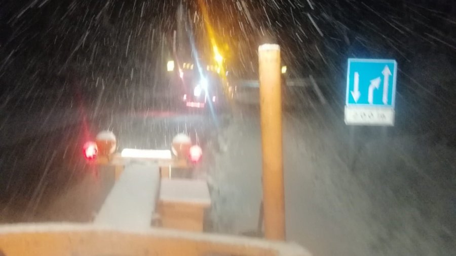 Antalya-konya Karayolu Trafiğe Kapatıldı