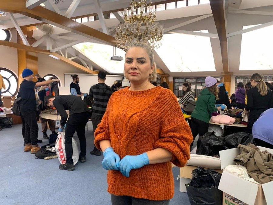 Eskişehirli Gönüllüler Depremzedeler İçin Omuz Omuza Verdi