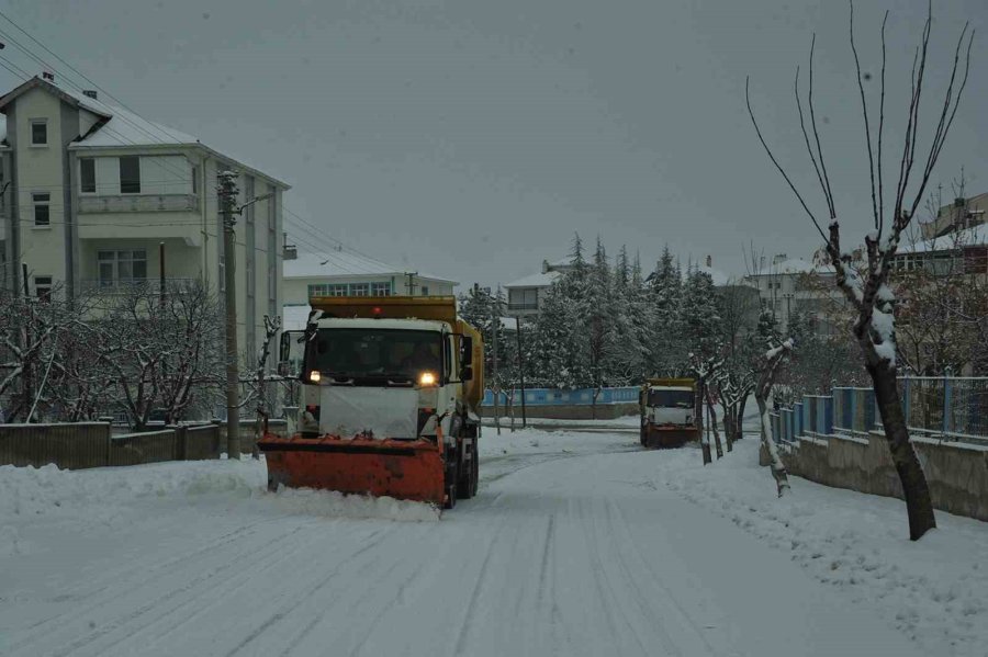 Karaman’da Kar Temizleme Çalışmaları