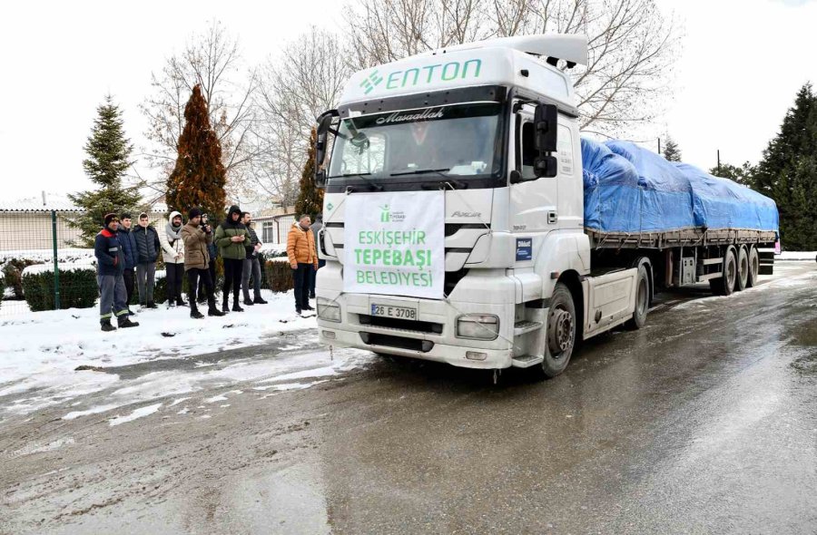 Tepebaşı Depremzedeler İçin Seferber Oldu