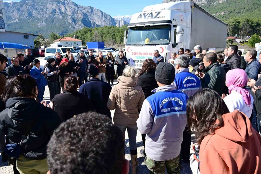 Kemer’den 7. Tır Deprem Bölgesine Yola Çıktı