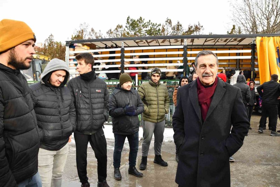 Başkan Ataç Eskişehir Halkına Yardımlarından Dolayı Teşekkür Etti