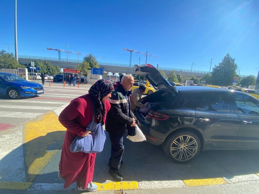 Depremzedelere Antalya’da Duygusal Karşılama