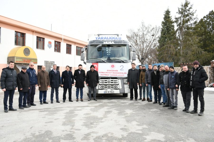 Eskişehir Cumhuriyet Başsavcılığı Yardım Araçları Yola Çıktı