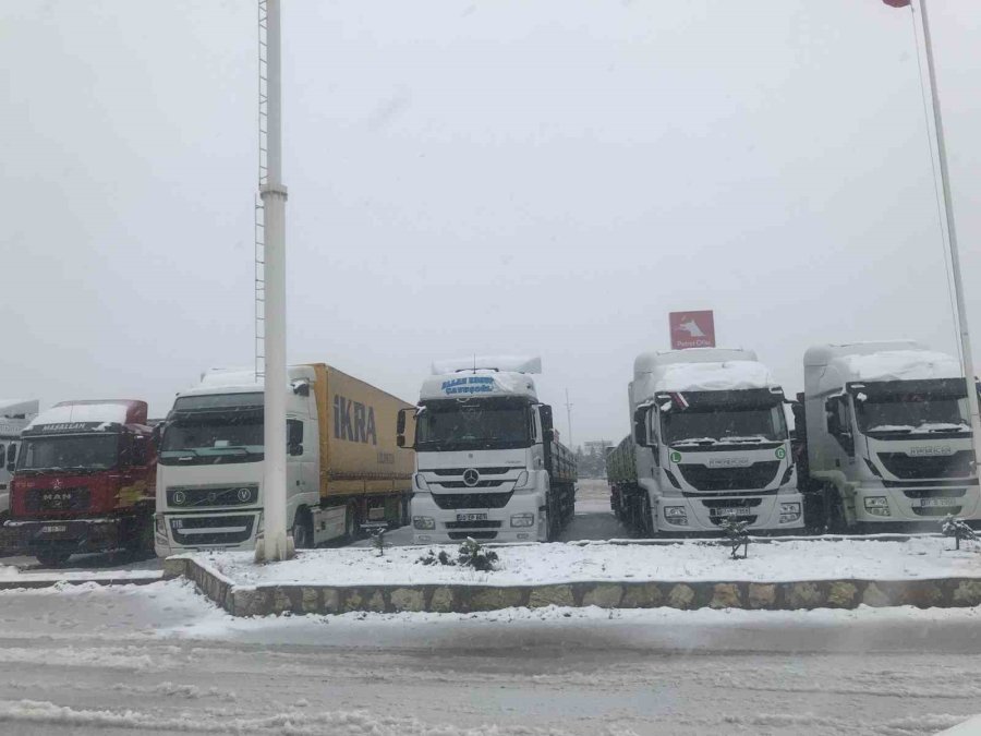 Antalya-konya Karayolunda Trafik Normale Döndü