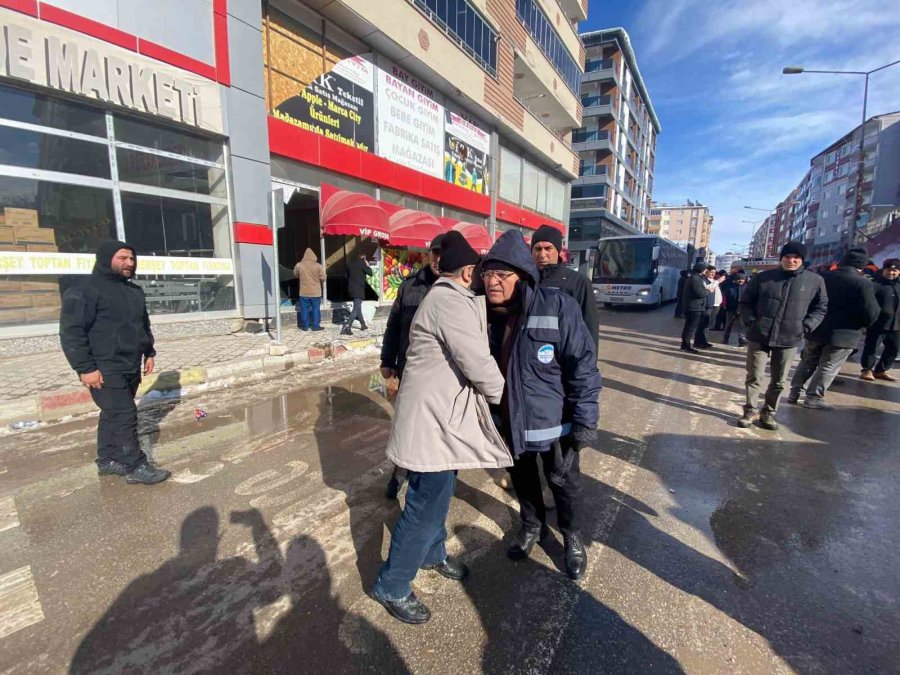 Başkan Büyükkılıç Deprem Bölgesinde