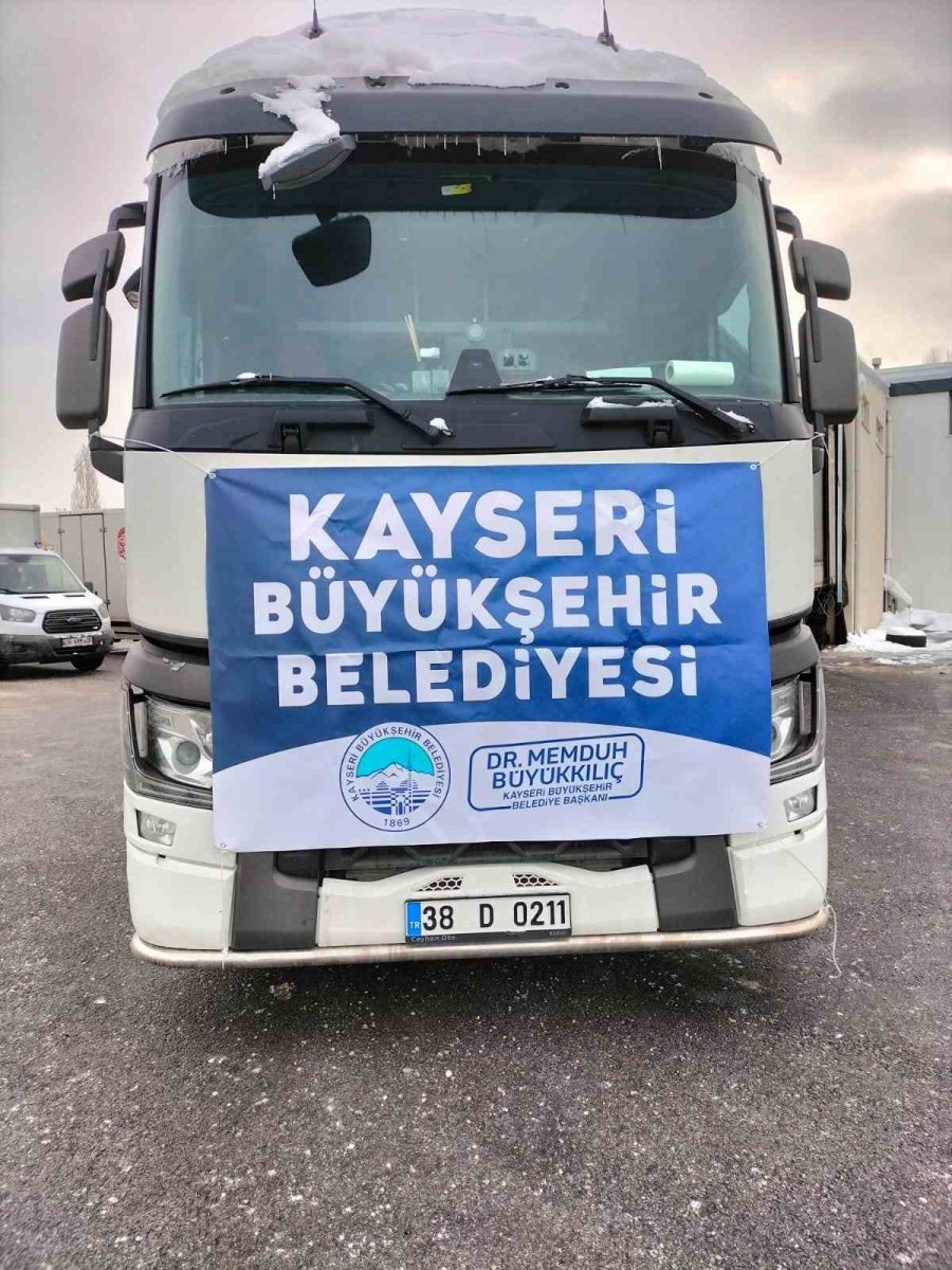 Kayseri Büyükşehir’in Deprem Bölgesine Yardım Turu Sayısı 40’a Ulaştı