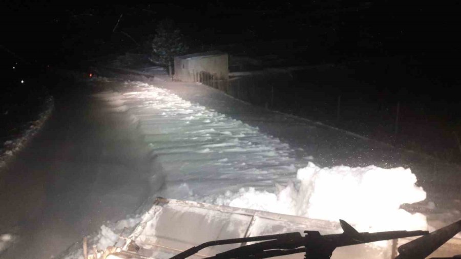 Büyükşehir, 10 İlçede 185 Mahalle Yolunu Daha Ulaşıma Açtı