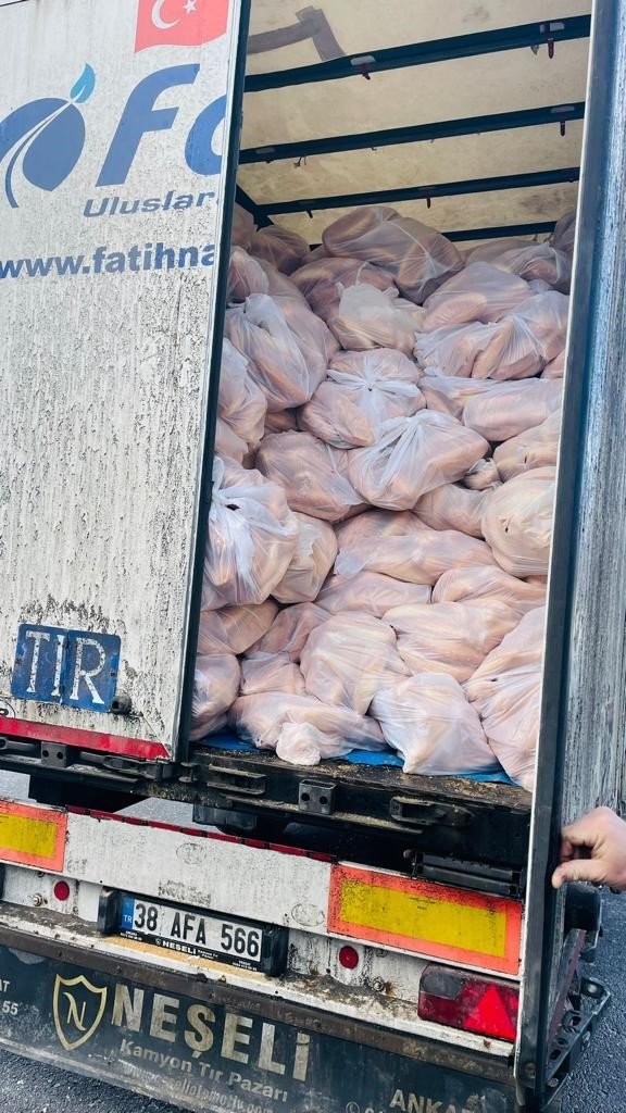 Kayseri Büyükşehir’den Deprem Bölgesine 316 Bin 215 Adet Unlu Mamul Yardımı