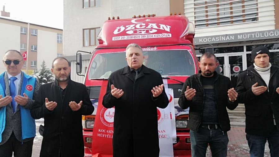 Kayseri’den Deprem Bölgesine 4 Tır Yardım