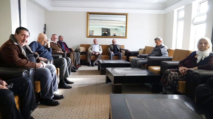 Keçiören’de Yaşlı Genç Herkes Depremzedeler İçin Tek Yürek