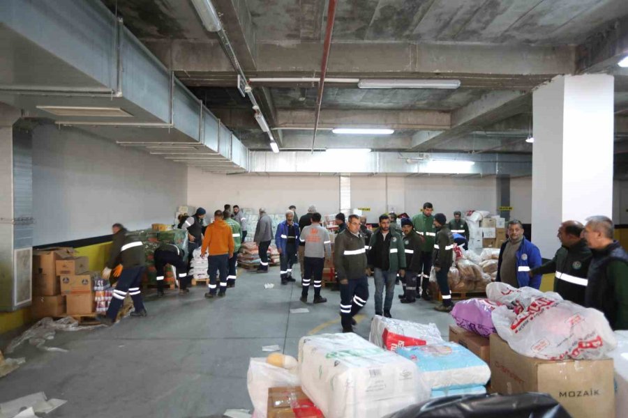 Mezitli Belediyesinde Deprem Seferberliği Sürüyor